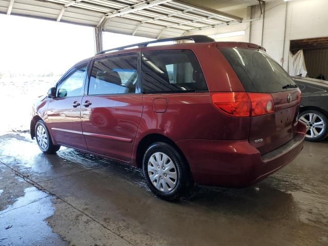 2009 Toyota Sienna CE