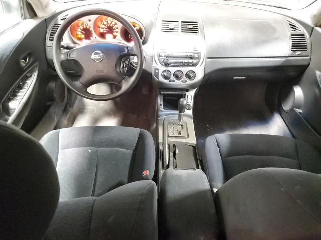 2004 Nissan Altima Base