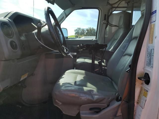 2010 Ford Econoline E250 Van