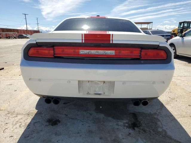 2013 Dodge Challenger SXT