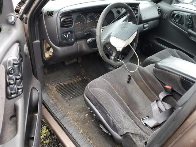 2000 Dodge Dakota Quattro