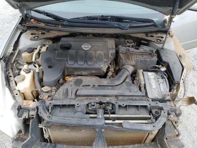 2010 Nissan Altima Base