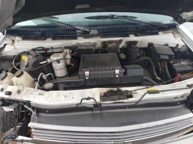 2000 Chevrolet Astro