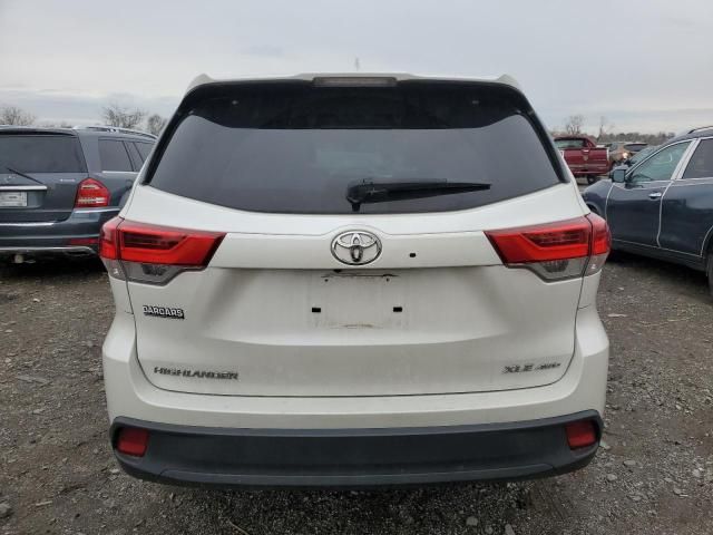 2019 Toyota Highlander SE