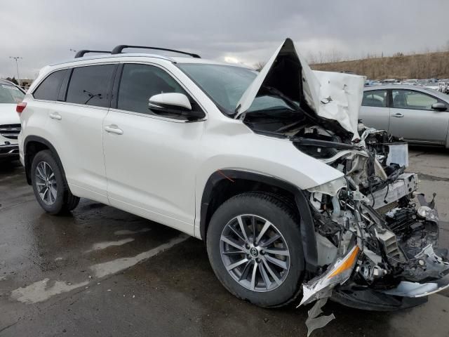 2018 Toyota Highlander SE