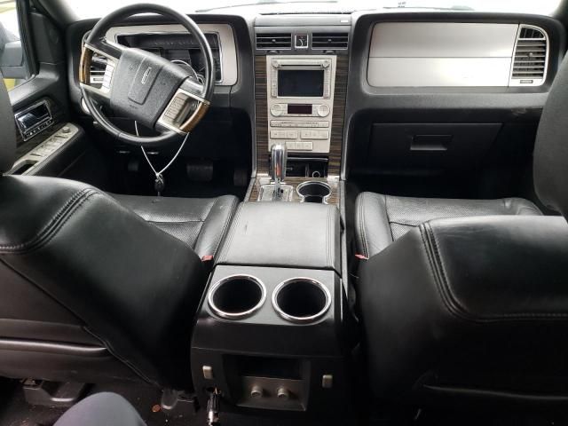 2010 Lincoln Navigator L