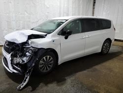 Chrysler salvage cars for sale: 2024 Chrysler Pacifica Hybrid Select