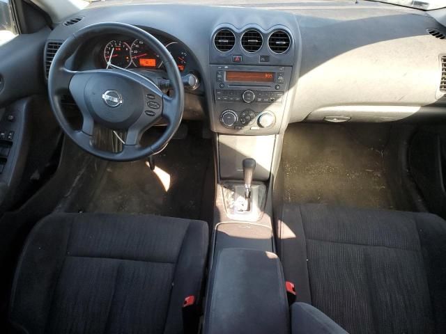 2010 Nissan Altima Base