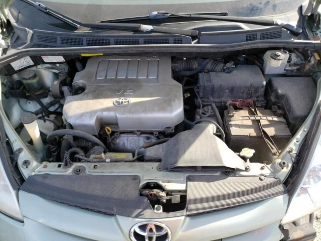 2008 Toyota Sienna XLE