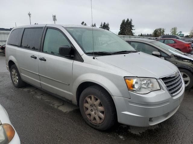 2008 Chrysler Town & Country LX