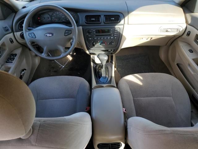 2002 Ford Taurus SE