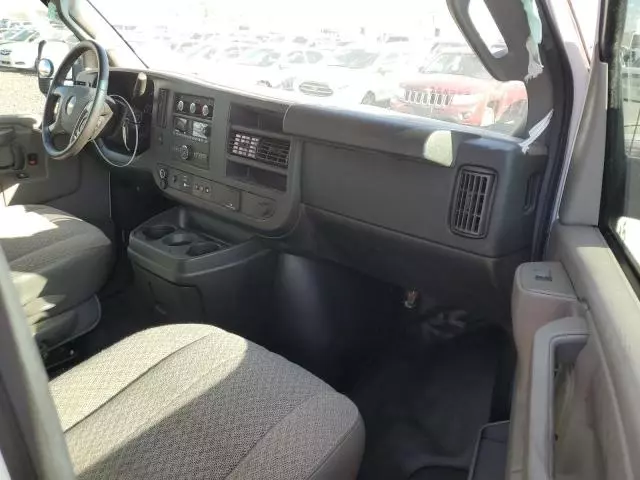 2018 Chevrolet Express G2500