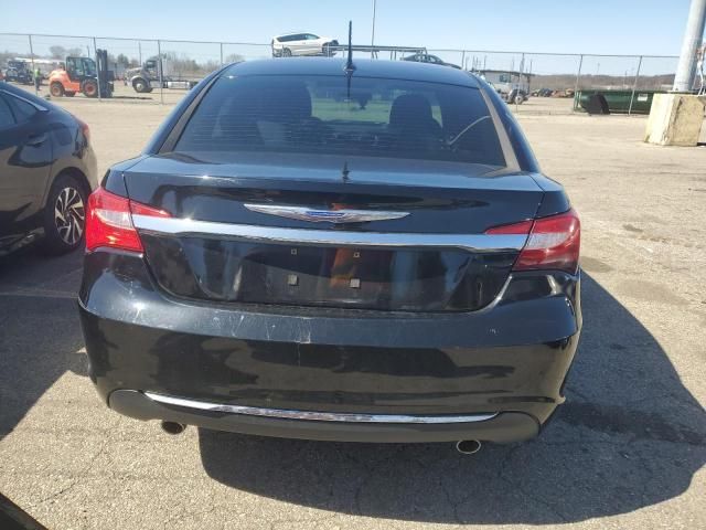 2013 Chrysler 200 Limited