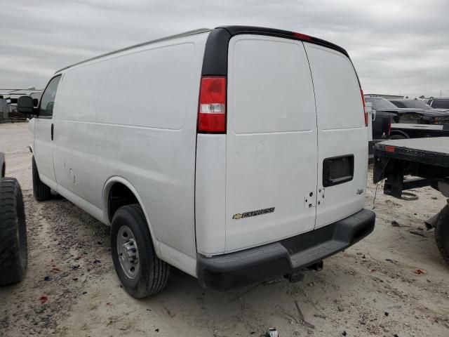 2023 Chevrolet Express G2500