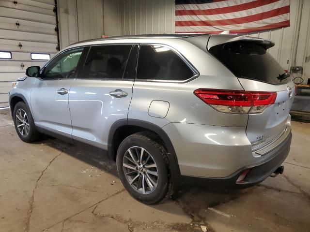 2019 Toyota Highlander SE