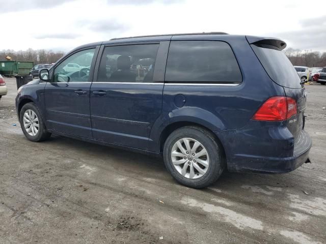 2014 Volkswagen Routan SE