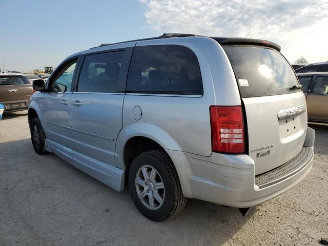 2010 Chrysler Town & Country Touring