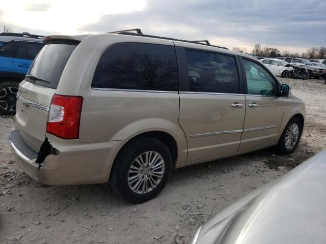 2015 Chrysler Town & Country Touring L