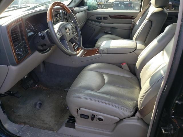 2004 Cadillac Escalade Luxury