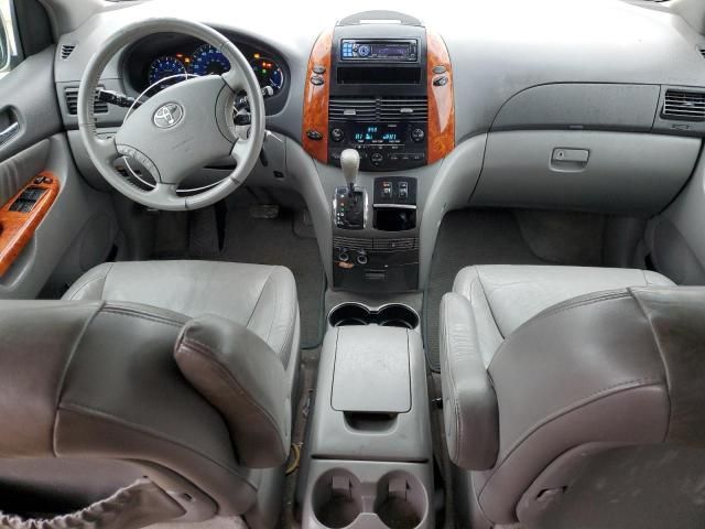 2007 Toyota Sienna XLE