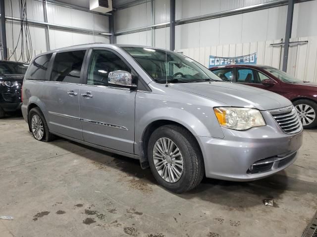 2015 Chrysler Town & Country Touring L