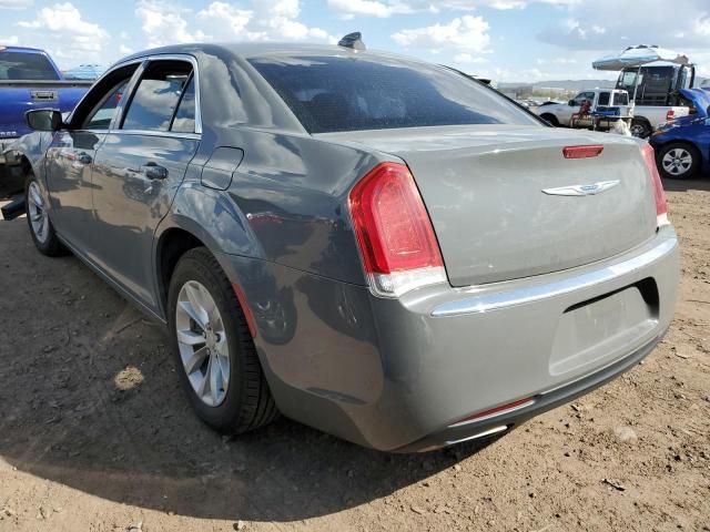 2018 Chrysler 300 Touring