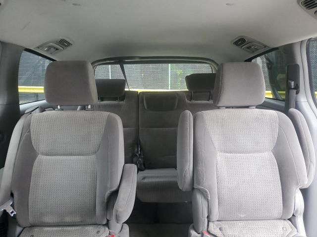 2010 Toyota Sienna CE