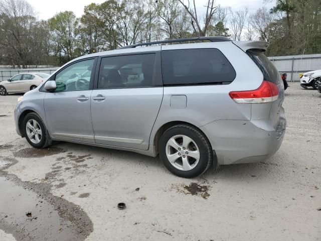 2013 Toyota Sienna LE