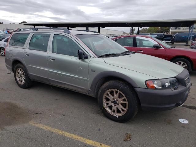 2004 Volvo XC70