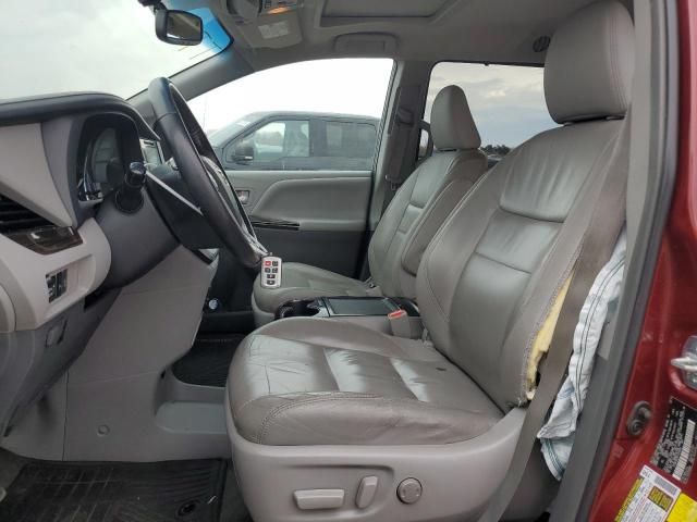 2015 Toyota Sienna XLE