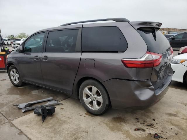 2015 Toyota Sienna LE