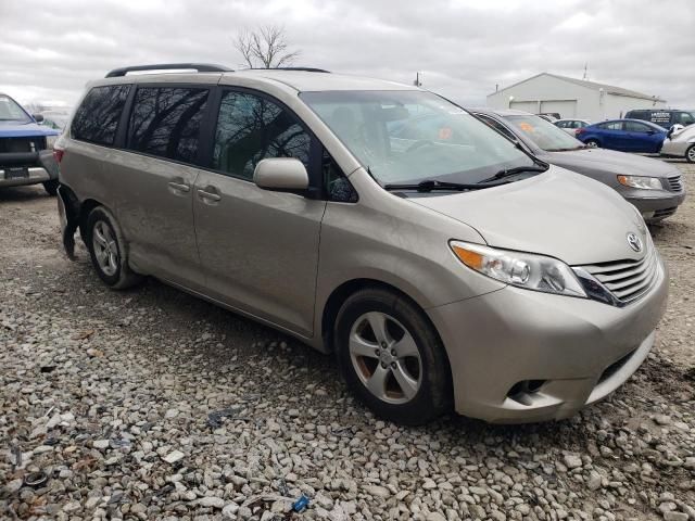 2015 Toyota Sienna LE