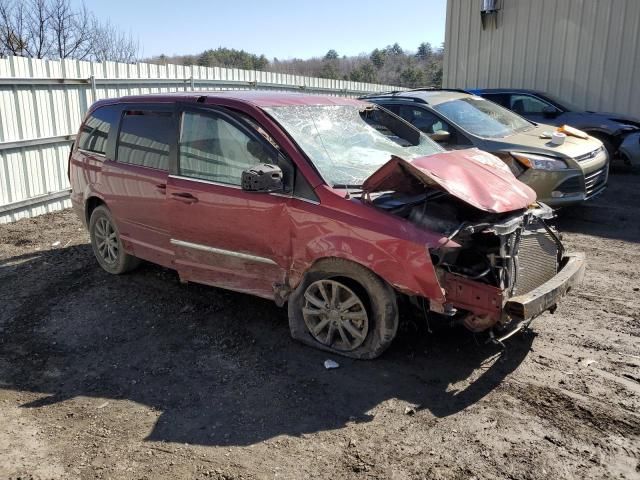 2015 Chrysler Town & Country S