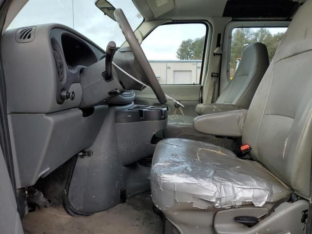 2006 Ford Econoline E150 Van