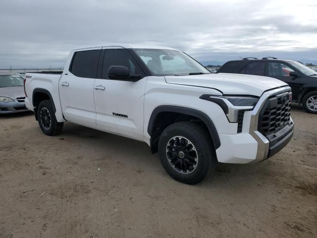 2023 Toyota Tundra Crewmax SR