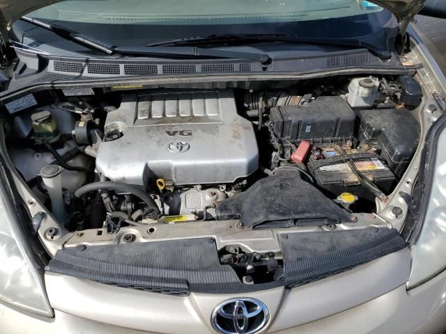 2009 Toyota Sienna CE