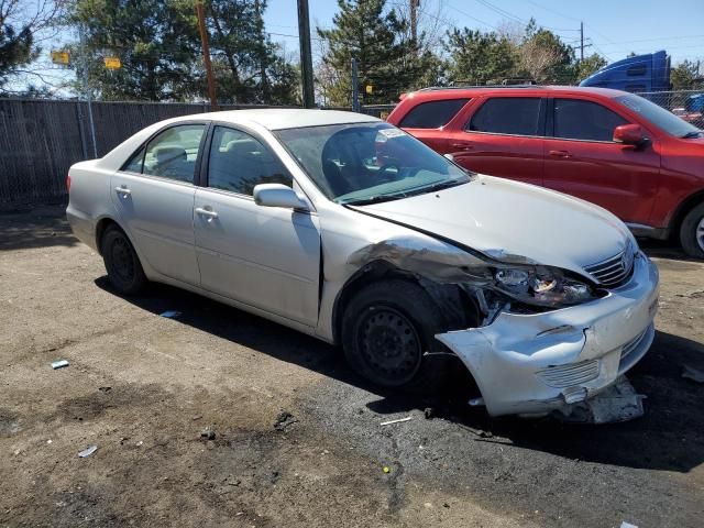 2005 Toyota Camry LE