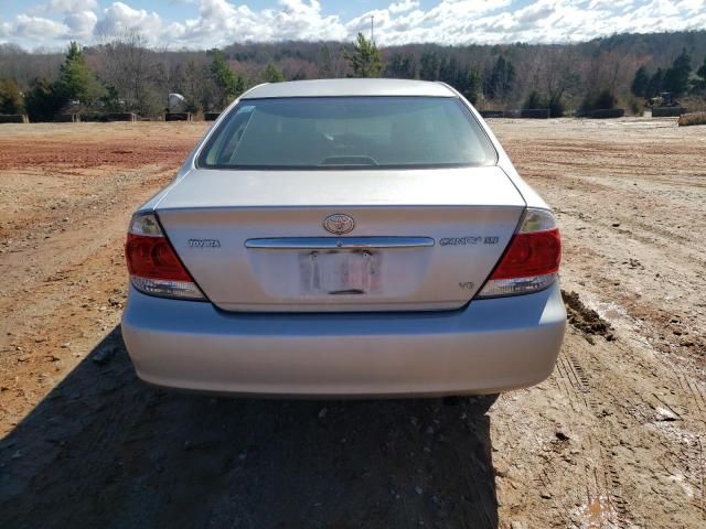 2005 Toyota Camry LE