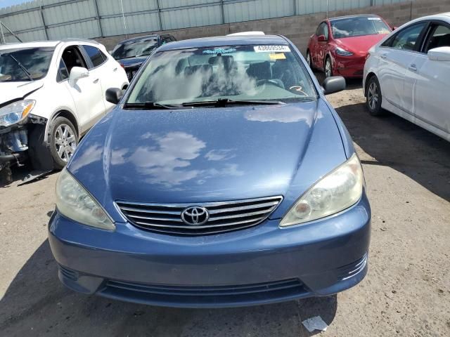 2005 Toyota Camry LE