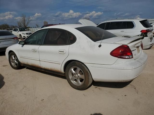 2004 Ford Taurus SE