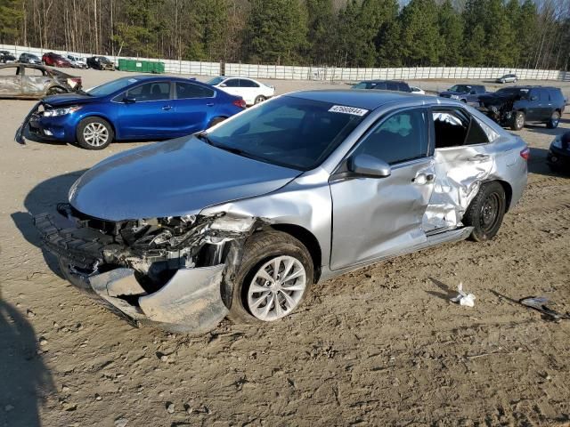 2016 Toyota Camry LE