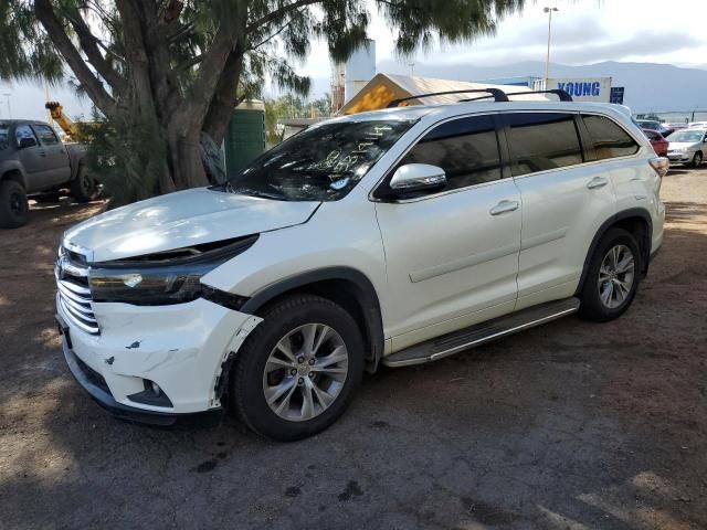 2015 Toyota Highlander LE