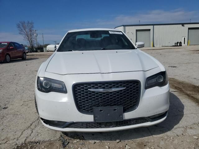 2018 Chrysler 300 S