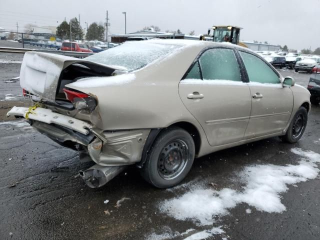 2004 Toyota Camry LE