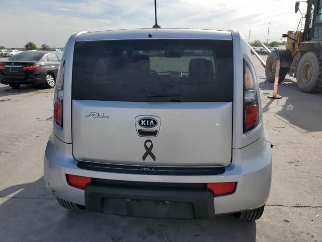 2011 KIA Soul +