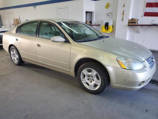 2002 Nissan Altima Base