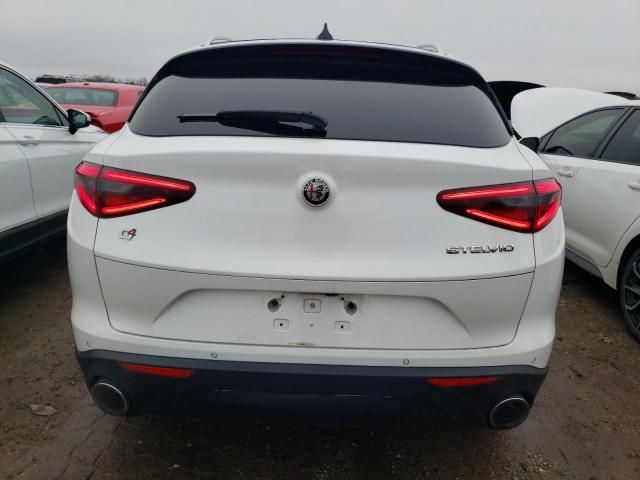 2018 Alfa Romeo Stelvio TI