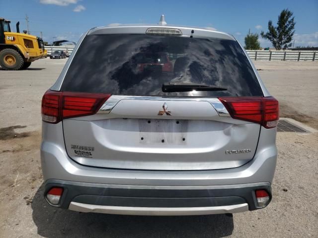 2017 Mitsubishi Outlander ES