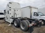 2019 Freightliner Cascadia 126