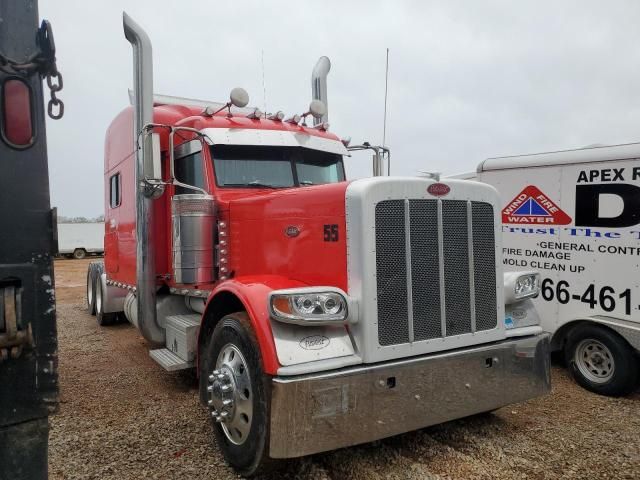 2014 Peterbilt 389